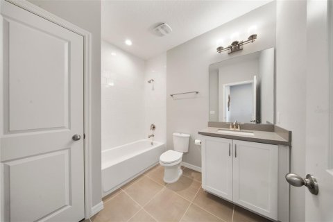 Touwnhouse à vendre à Altamonte Springs, Floride: 3 chambres, 177.26 m2 № 1598241 - photo 11