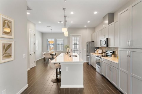 Touwnhouse à vendre à Altamonte Springs, Floride: 3 chambres, 177.26 m2 № 1598241 - photo 7