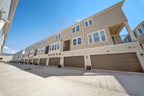 Touwnhouse à vendre à Altamonte Springs, Floride: 3 chambres, 177.26 m2 № 1598241 - photo 22