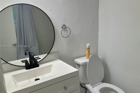 Купить виллу или дом в Корал-Спрингс, Флорида 2 спальни, 106.56м2, № 2027667 - фото 9