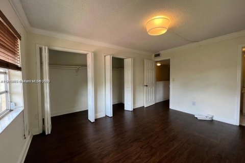 Купить кондоминиум в Майами, Флорида 2 спальни, 105.91м2, № 1970587 - фото 6