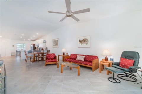 Copropriété à louer à Punta Gorda, Floride: 2 chambres, 145.76 m2 № 1878302 - photo 9