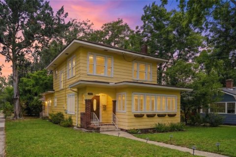 House in Jacksonville, Florida 3 bedrooms, 204.57 sq.m. № 2107609