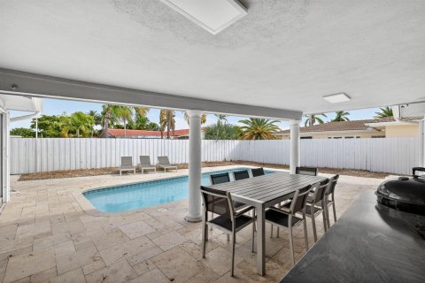 Casa en venta en Fort Lauderdale, Florida, 4 dormitorios, 179.67 m2 № 2182743 - foto 9