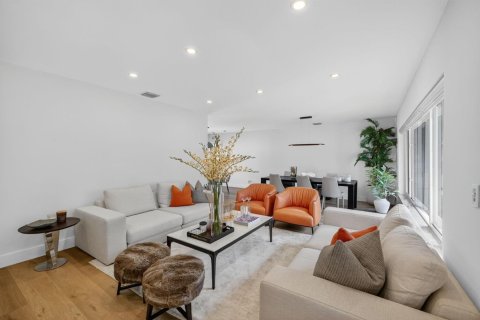 Casa en venta en Fort Lauderdale, Florida, 4 dormitorios, 179.67 m2 № 2182743 - foto 27