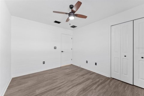 Villa ou maison à louer à Sun City Center, Floride: 4 chambres, 173.63 m2 № 2431935 - photo 30
