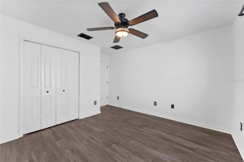 Villa ou maison à louer à Sun City Center, Floride: 4 chambres, 173.63 m2 № 2431935 - photo 21