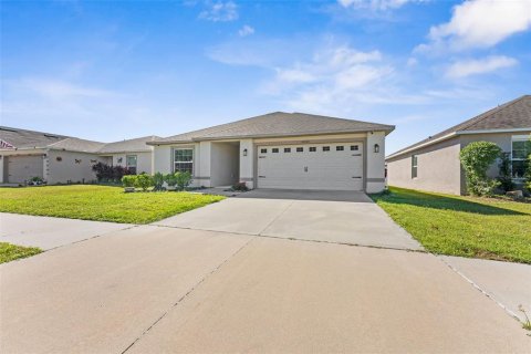 Villa ou maison à louer à Sun City Center, Floride: 4 chambres, 173.63 m2 № 2431935 - photo 3