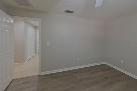 Villa ou maison à louer à Largo, Floride: 4 chambres, 249.63 m2 № 2385961 - photo 15