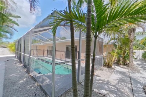 Villa ou maison à louer à Largo, Floride: 4 chambres, 249.63 m2 № 2385961 - photo 22