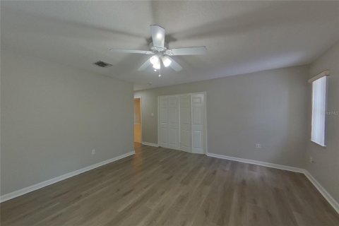 Villa ou maison à louer à Largo, Floride: 4 chambres, 249.63 m2 № 2385961 - photo 11