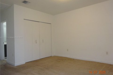 Touwnhouse à vendre à Lauderhill, Floride: 3 chambres, 126.35 m2 № 1712429 - photo 15
