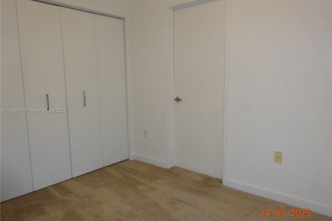Touwnhouse à vendre à Lauderhill, Floride: 3 chambres, 126.35 m2 № 1712429 - photo 25