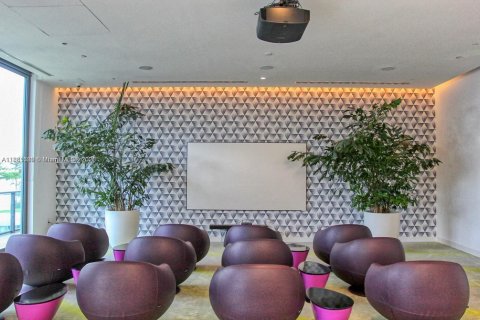 Купить кондоминиум в Майами, Флорида 3 спальни, 107.02м2, № 1925064 - фото 25