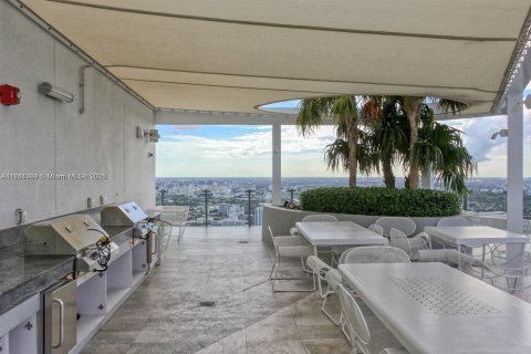 Купить кондоминиум в Майами, Флорида 3 спальни, 107.02м2, № 1925064 - фото 21