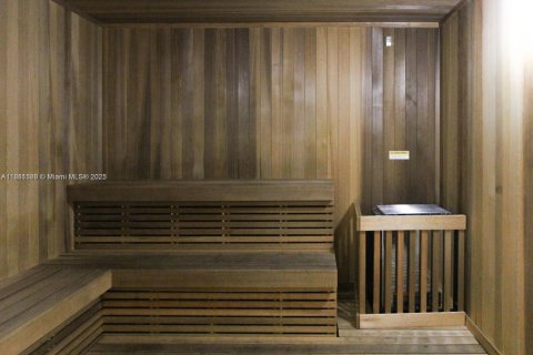 Купить кондоминиум в Майами, Флорида 3 спальни, 107.02м2, № 1925064 - фото 29