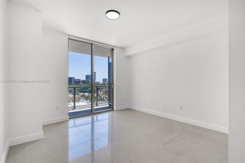 Condominio en venta en Miami, Florida, 2 dormitorios, 94.11 m2 № 1633970 - foto 7