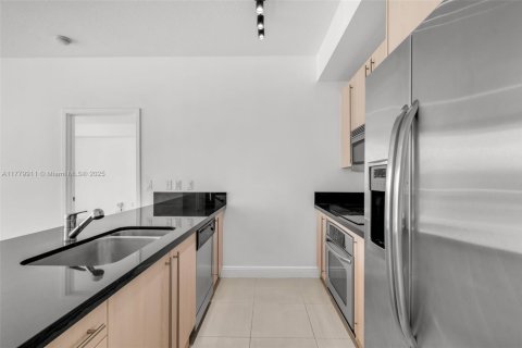Condominio en venta en Miami, Florida, 2 dormitorios, 94.11 m2 № 1633970 - foto 10