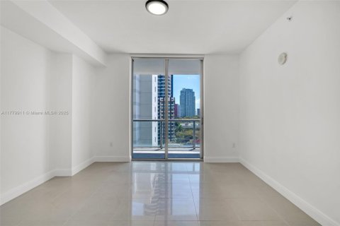 Condominio en venta en Miami, Florida, 2 dormitorios, 94.11 m2 № 1633970 - foto 13