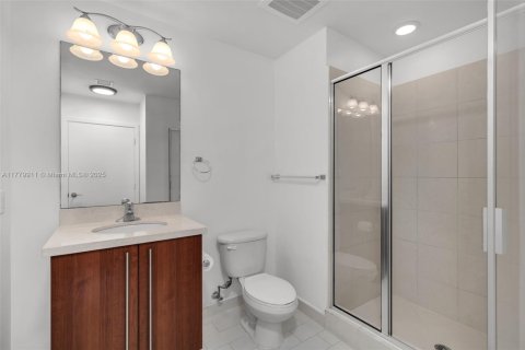 Condominio en venta en Miami, Florida, 2 dormitorios, 94.11 m2 № 1633970 - foto 21