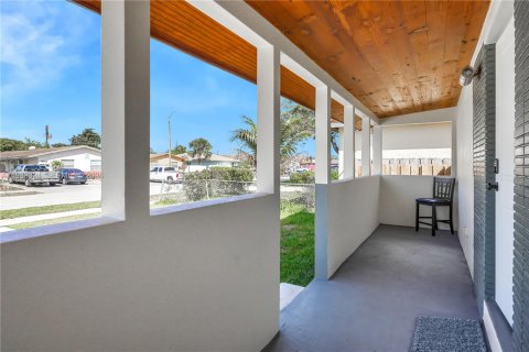 House in Fort Lauderdale, Florida 3 bedrooms, 86.77 sq.m. № 2048780 - photo 8
