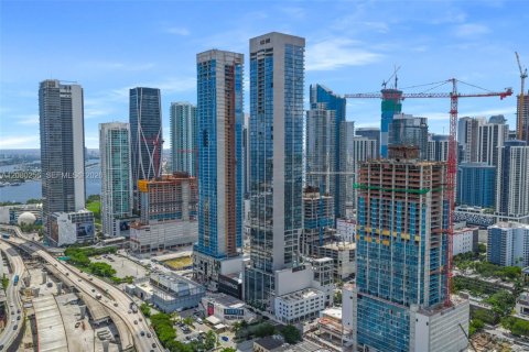 Copropriété à louer à Miami, Floride: 1 chambre № 2337817 - photo 26