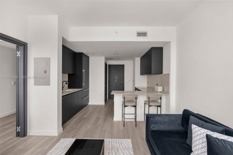 Copropriété à louer à Miami, Floride: 1 chambre № 2337817 - photo 13