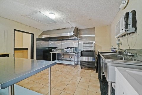 Immobilier commercial à vendre à Moore Haven, Floride № 2146272 - photo 4