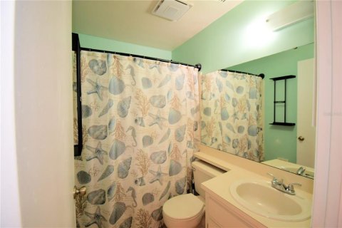 House in Winter Haven, Florida 3 bedrooms, 116.03 sq.m. № 2421781 - photo 26