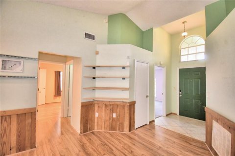 House in Winter Haven, Florida 3 bedrooms, 116.03 sq.m. № 2421781 - photo 7