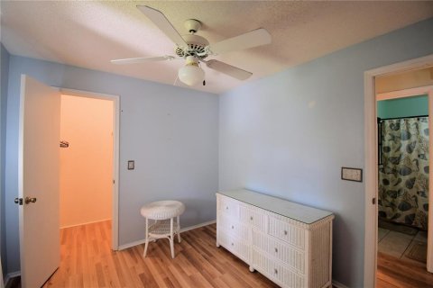 House in Winter Haven, Florida 3 bedrooms, 116.03 sq.m. № 2421781 - photo 23