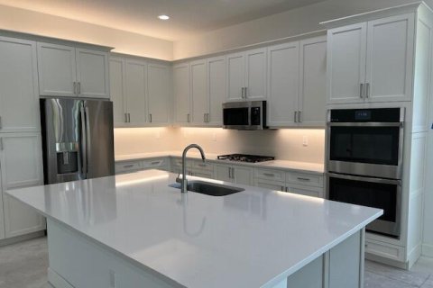 Villa ou maison à louer à Boynton Beach, Floride: 3 chambres, 225.85 m2 № 2261935 - photo 10