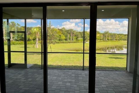 Villa ou maison à louer à Boynton Beach, Floride: 3 chambres, 225.85 m2 № 2261935 - photo 13