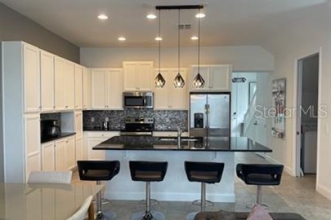 Adosado en alquiler en Davenport, Florida, 4 dormitorios, 182.09 m2 № 1815999 - foto 2