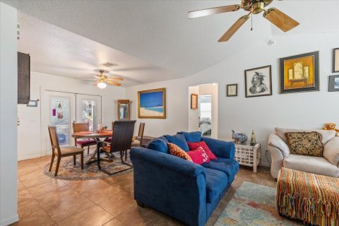Villa ou maison à vendre à Vero Beach, Floride: 2 chambres, 106.56 m2 № 2387034 - photo 4