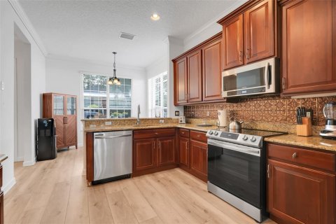 House in Tavares, Florida 3 bedrooms, 161.37 sq.m. № 1869347 - photo 11