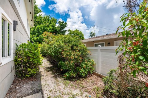 Touwnhouse à vendre à Fort Lauderdale, Floride: 3 chambres, 95.88 m2 № 1766713 - photo 26