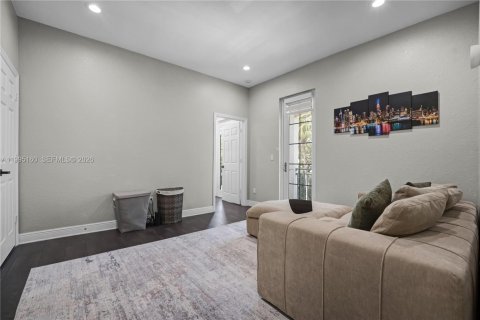 Townhouse in Miramar, Florida 3 bedrooms, 165.55 sq.m. № 2066368 - photo 21