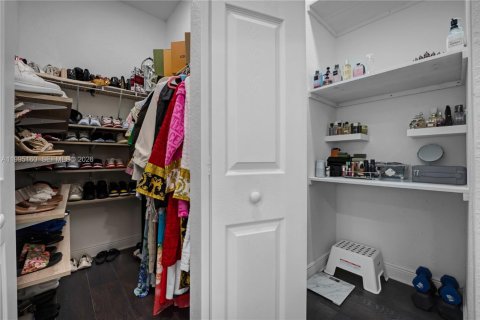 Townhouse in Miramar, Florida 3 bedrooms, 165.55 sq.m. № 2066368 - photo 25