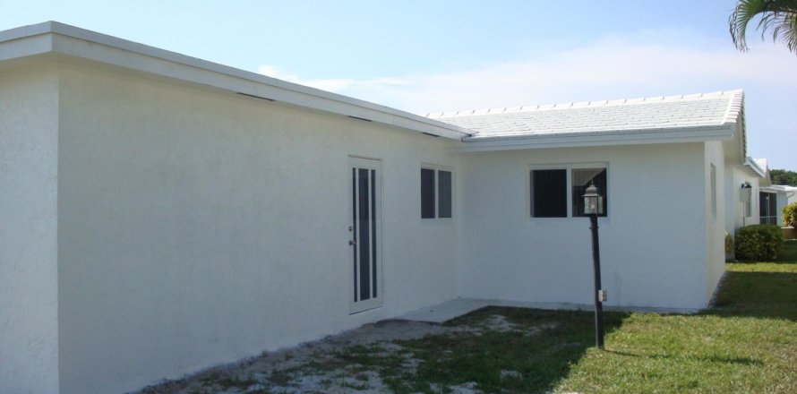 Casa en Boynton Beach, Florida 3 dormitorios, 150.87 m2 № 1186878