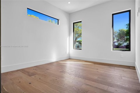 Casa en venta en Palmetto Bay, Florida, 5 dormitorios, 232.44 m2 № 1938819 - foto 21