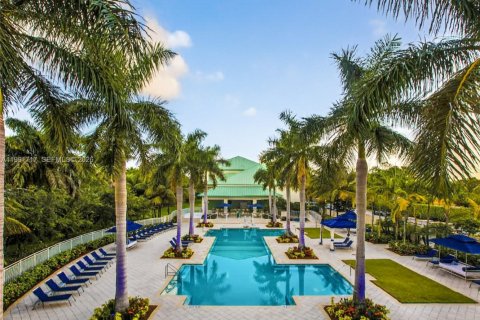 Купить кондоминиум в Дорал, Флорида 1 комната, 99.41м2, № 2056145 - фото 14