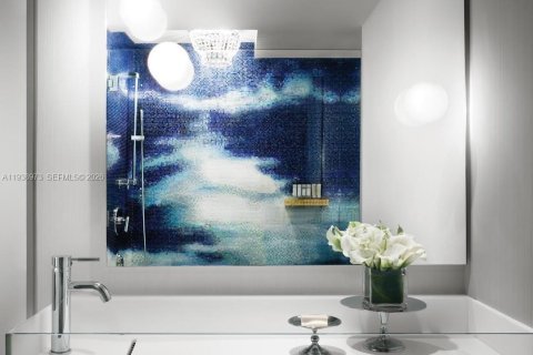 Снять в аренду кондоминиум в Майами-Бич, Флорида 1 спальня, 64.47м2, № 1996739 - фото 17