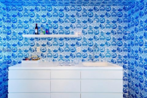 Снять в аренду кондоминиум в Майами-Бич, Флорида 1 спальня, 64.47м2, № 1996739 - фото 23