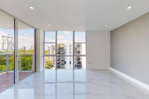 Condominio en venta en Aventura, Florida, 2 dormitorios, 106.19 m2 № 1981234 - foto 7