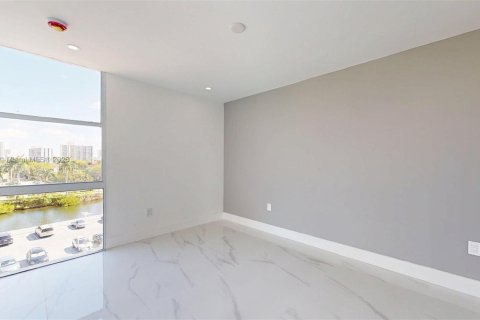 Condominio en venta en Aventura, Florida, 2 dormitorios, 106.19 m2 № 1981234 - foto 30