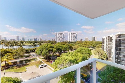 Condominio en venta en Aventura, Florida, 2 dormitorios, 106.19 m2 № 1981234 - foto 27