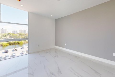 Condominio en venta en Aventura, Florida, 2 dormitorios, 106.19 m2 № 1981234 - foto 29