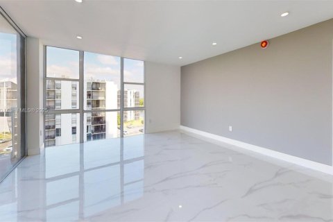 Condominio en venta en Aventura, Florida, 2 dormitorios, 106.19 m2 № 1981234 - foto 4