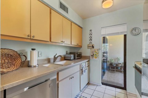 Condo in Sarasota, Florida, 2 bedrooms  № 1538231 - photo 4